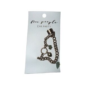 Free People Ear Party Gold Tone Chain Ear Cuff Stud Green Stone Heart Charm NEW